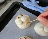 A picture of step 2 of Homemade "Deco-Pen" bread.