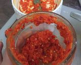 Foto langkah ke 2 dari resep Ayam suwir balado kemangi.