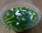 Foto langkah ke 4 dari resep Sawi dan Oyong Masak bening.