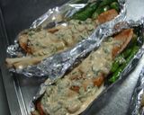 A picture of step 4 of Foil-Wrapped Salmon with Green Onions and Mayonnaise.
