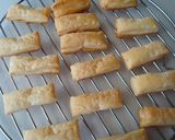 A picture of step 3 of Cute and Delicious Mille-Feuille Jam Pies.