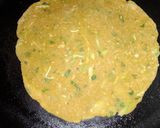 A picture of step 4 of Doodhi Thepala (bottle gourd paratha/indian flat bread).