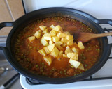 Foto del paso 14 de la receta: Albóndigas de ternera en salsa con guisantes