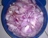 Foto langkah ke 2 dari resep Bawang Goreng (Bawang Merah Jumbo).