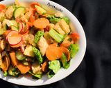A picture of step 17 of Fattoush salad.