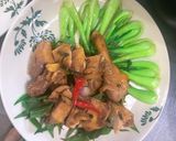 Hình bước làm 4 của món Gà Ta Hấp Nước Mắm