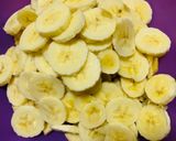 A picture of step 1 of Cream Fruit Chat.