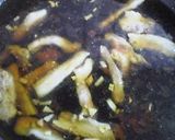 A picture of step 4 of Soba Noodles With Pork and Green Onion.
