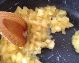 A picture of step 3 of Apple Jam.