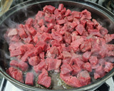 Foto del paso 1 de la receta: Strogonoff de Carne 🥩❤