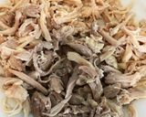 Foto del paso 4 de la receta: Ají de gallina, en vez de pan use galletas receta peruana