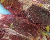 A picture of step 2 of Tender Beef Steak with Inexpensive Meat.