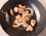 鮮蝦豬肉咖哩炒飯的食譜步驟2照片