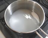A picture of step 3 of Vanilla Caramel Cream.