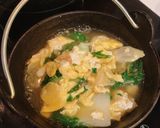 รูปขั้นตอนการทำที่ 4 ของ ไข่น้ำหรือซุปไข่ข้น Egg soup🍳🍲style by barbie👩🏼🍳