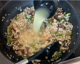 Foto del paso 7 de la receta: Risotto de setas y espárragos verdes con queso de oveja