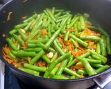 A picture of step 2 of Teriyaki Green Bean Stir Fry.