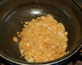A picture of step 2 of Beef Steak with Onion Sauce.