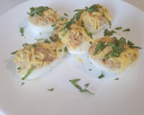 Foto del paso 6 de la receta: Huevos rellenos con atún listos para ensalada