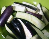Foto langkah ke 1 dari resep Pecak Terong Bakar.