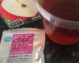 Hình bước làm 1 của món Beer like apple juice jelly (Thạch táo giả bia)