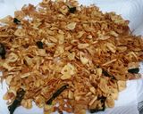 รูปขั้นตอนการทำที่ 2 ของ น้ำพริกหนังไก่กรอบ
