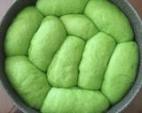Foto langkah ke 4 dari resep Roti Sobek Pandan.