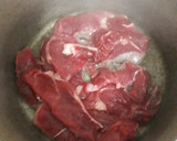 Foto del paso 1 de la receta: Bifes a la olla a mi manera