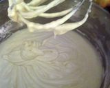 A picture of step 5 of lemon gold cake.