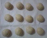A picture of step 2 of Kneaded in a Bread Machine: Brown Sugar Bread & Brown Sugar-Kinako Bread.