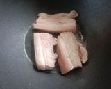 รูปขั้นตอนการทำที่ 2 ของ หมูสามชั้นตุ๋น