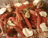 A picture of step 1 of Garlic Roasted Crablegs.