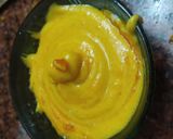 A picture of step 2 of Instant Mango cream biscuit.