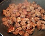 A picture of step 1 of Goulash.