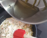 Foto del paso 3 de la receta: Tagliatelli con gambas en salsa de queso azul