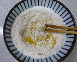 A picture of step 2 of Matcha Sū Shì Yuèbǐng (Chinese Dim Sum).