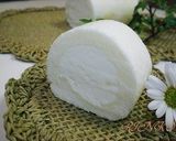 A picture of step 17 of Pure White Roll Cake.