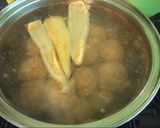 Paradicsomos húsgombóc, főtt burgonyával recept fázis 2 fotója