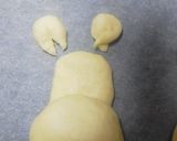 A picture of step 4 of Hippo Bread Roll.