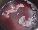 Foto langkah ke 2 dari resep Es Susu Jelly Merah Putih.