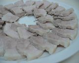 A picture of step 3 of Tender Boiled Pork with Korean Dressing.