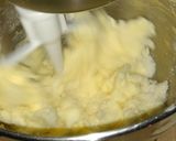 A picture of step 4 of Grandma Flora's Spiced Applesauce Cake.