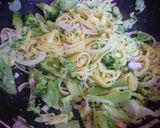 A picture of step 5 of Broccoli and Ham Cream Cheese Pasta.