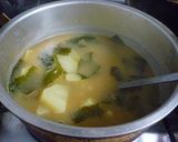 A picture of step 4 of Potato and Seaweed Miso Soup.