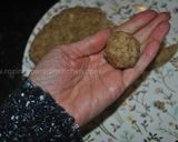 A picture of step 5 of Walnuts Snowballs.