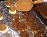 Foto del paso 18 de la receta: Alfajorcitos de Maizena y Conitos de dulce de leche