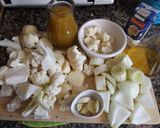 Foto del paso 1 de la receta: Sopa crema de brécol con puerro y ajos, fría o caliente