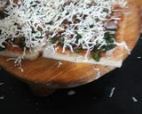 A picture of step 5 of Peri peri Bread.