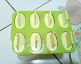 Foto langkah ke 5 dari resep Oreo Popsicle Simple.