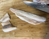 Foto del paso 1 de la receta: Pescadilla al Vino blanco